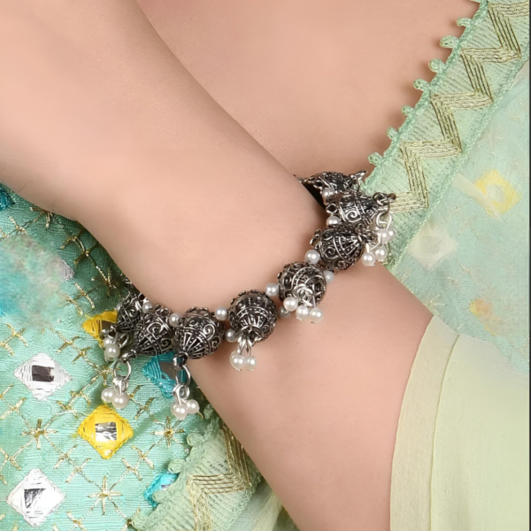 Adjustable Pearl Bracelet - Image 5