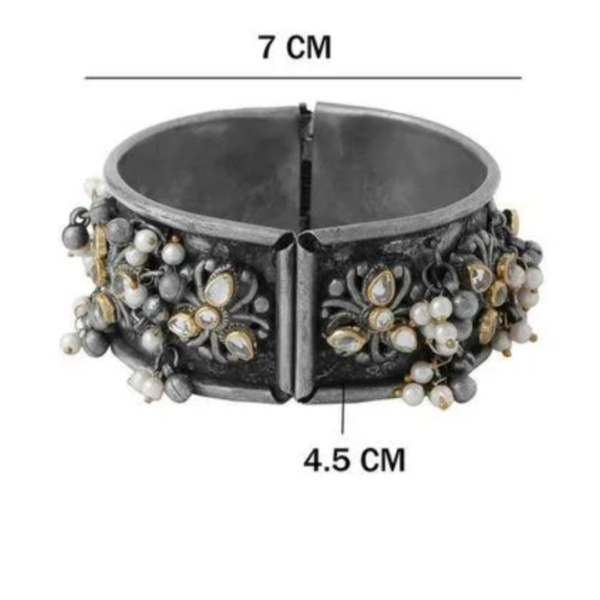 Black Oxidised Kundan Adjustable Kada - Image 2