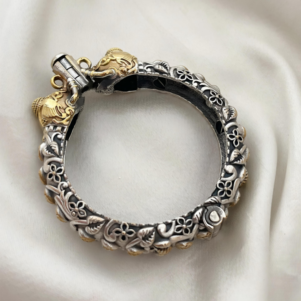 Dual Toned Brass Elephant Kada - Image 2