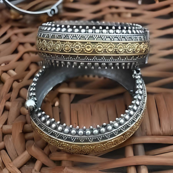 Dual Toned Brass Kada - Image 4