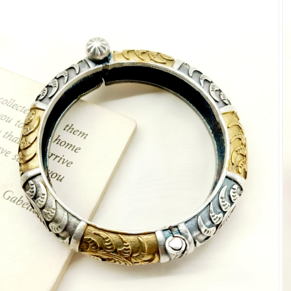 Dual Toned Brass Kada Set - Image 2