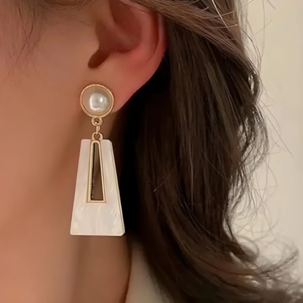 Pearl Korean Earrings - Image 2