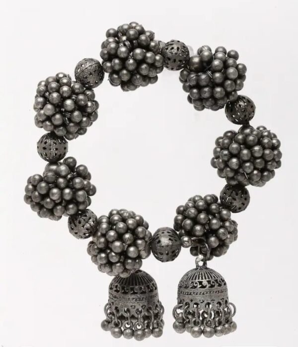 Mogra Gajra Bracelet - Image 2