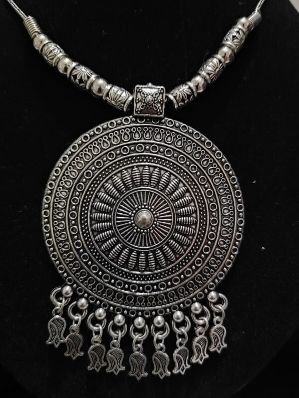 Silver Plated German Silver Necklace - Image 2