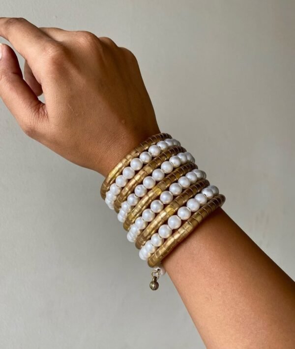 Spiral Viral Pearl Fusion Bracelet - Image 7