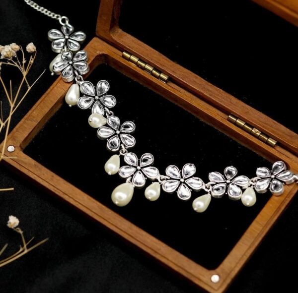 Trendy Pearl Necklace Combo Set