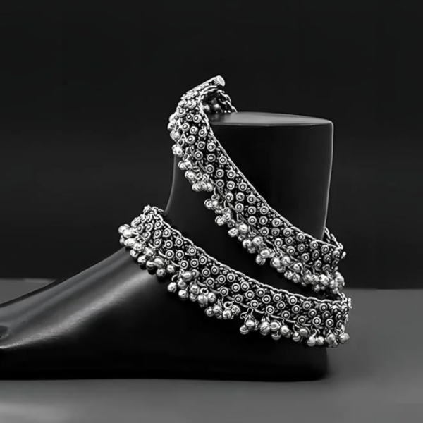 Ethnic Broad and Heavy Ghungharoo Payal Anklets - Image 3