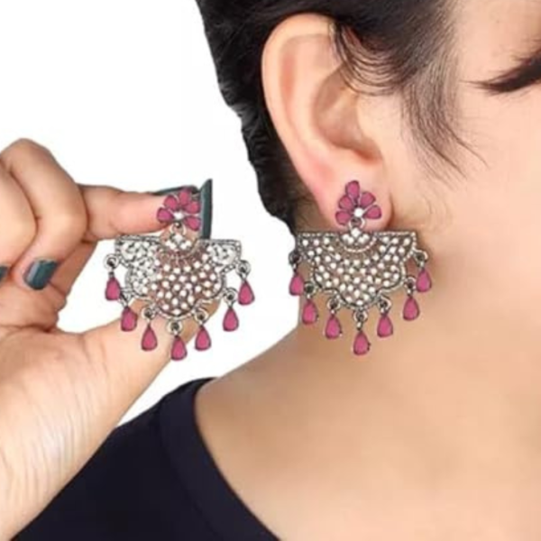 Traditional Black Polished Fashionable Jali Jhumka Earrings for Women 2