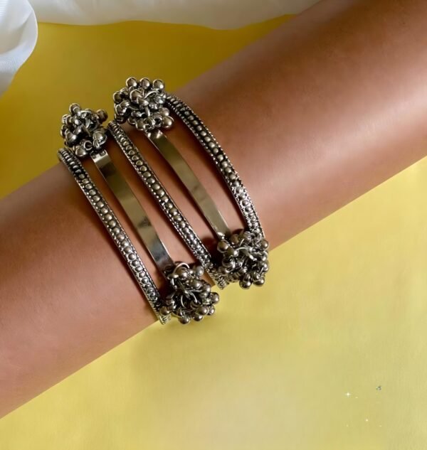 German Silver Ghungharu Bangles Set (1 Set)