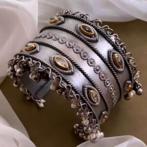 Silver Plated Kundan Fusion Black Polished Hand Cuff