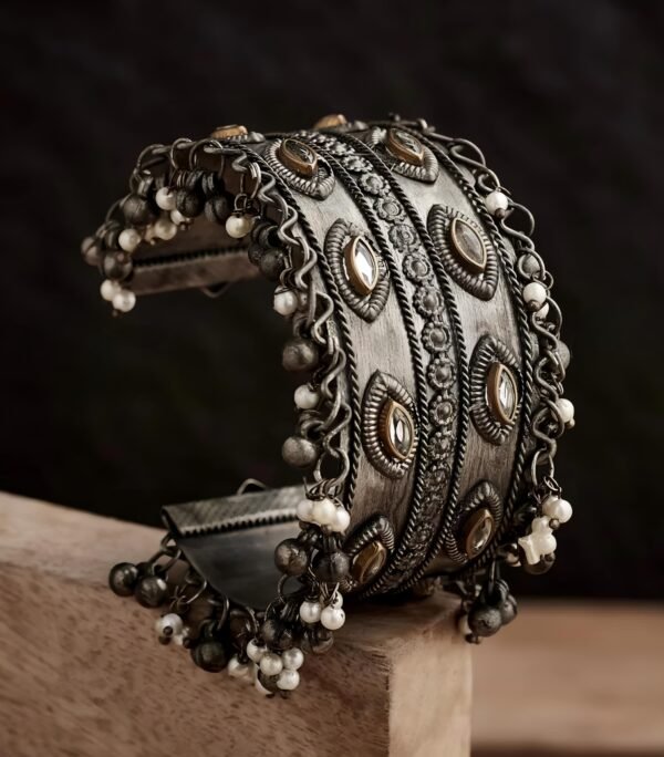 Silver Plated Kundan Fusion Black Polished Hand Cuff - Image 2