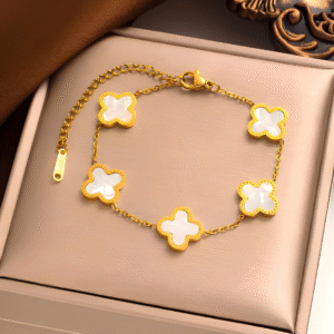 Clover Bracelet Five Leaf 18k Gold plated Waterproof Stainless Steel (White)