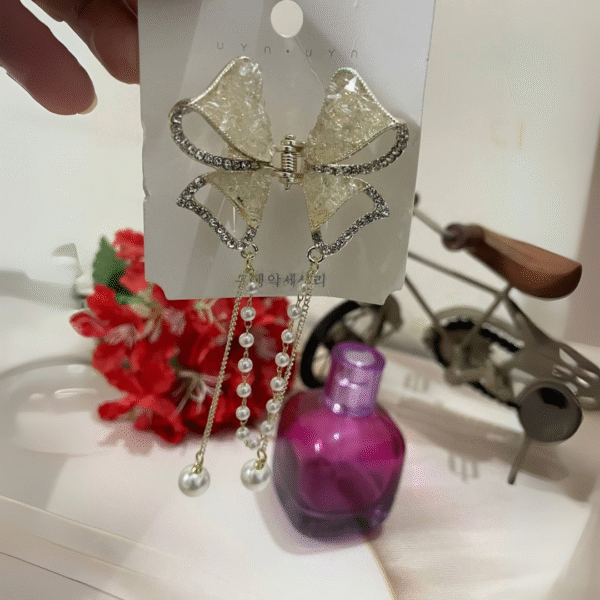 Cute Bow Pearl Stone Hair Caw Clips For Women & Girls (White) - Image 2