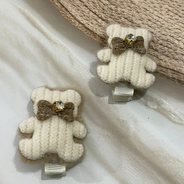 Cute Teddy Korean Hair Clips for Girls – Soft Plush Hair Accessories for Kids (2  Pairs) - Image 4