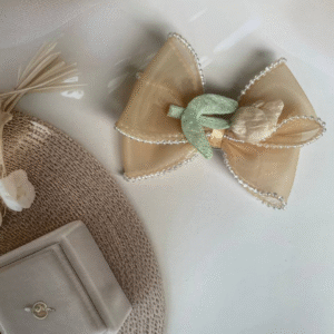 Korean-Inspired Hair Accessory – Elegant Flower Bow Aesthetic Hair Clip (Brown)