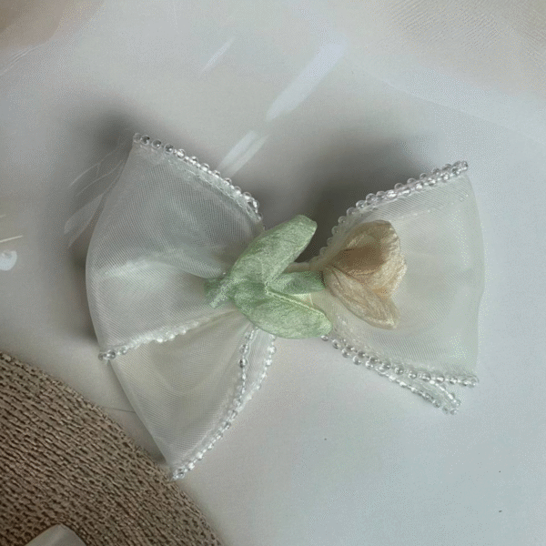 Korean-Inspired Hair Accessory – Elegant Flower Bow Clip Aesthetic Hair Clip (Beige)
