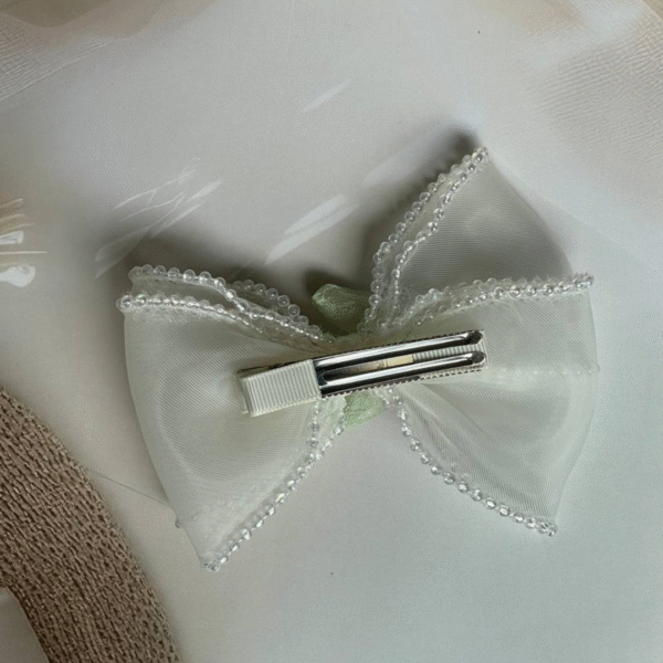 Korean-Inspired Hair Accessory – Elegant Flower Bow Aesthetic Hair Clip (Beige) - Image 3