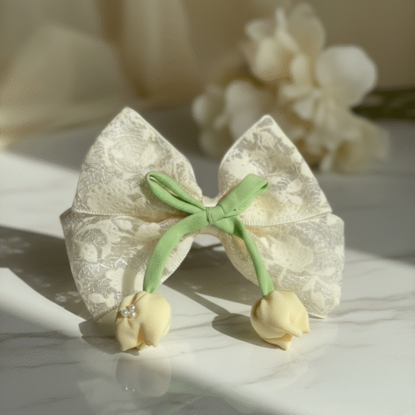 Tulip Korean-Inspired Floral Hair Accessory for Women & Girls – Elegant Bow Clip with Hanging Tulip Aesthetic Hair Claw (Cream)