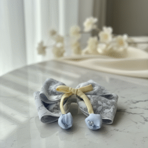Tulip Korean-Inspired Floral Hair Accessory for Women & Girls – Elegant Bow Clip with Hanging Tulip Aesthetic Hair Claw (Blue)