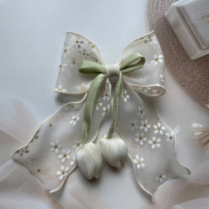 Tulip Korean-Inspired Floral Hair Accessory – Elegant Bow Clip with Hanging Tulip Aesthetic Hair Claw (Beige)