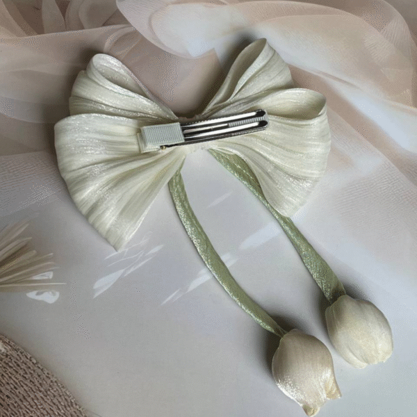 Tulip Korean-Inspired Hair Accessory – Elegant Bow Clip with Hanging Tulip Aesthetic Hair Clip (Beige) - Image 3