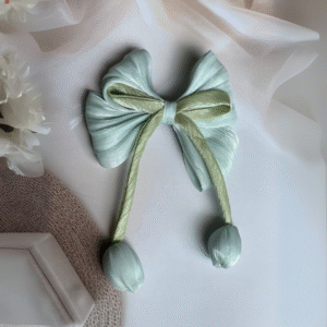 Tulip Korean-Inspired Hair Accessory – Elegant Bow Clip with Hanging Tulip Aesthetic Hair Clip (Blue)
