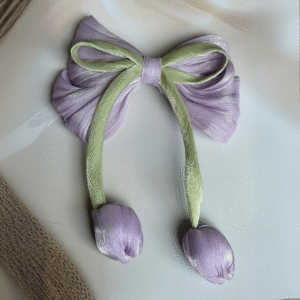 Tulip Korean-Inspired Hair Accessory – Elegant Bow Clip with Hanging Tulip Aesthetic Hair Clip (Lavender)